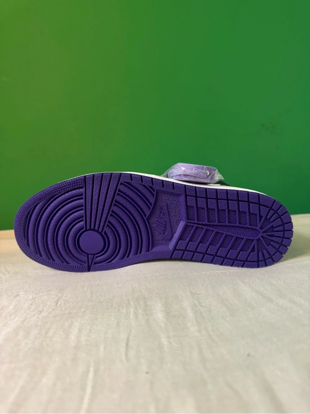 Jordan 1 high court purple size 11